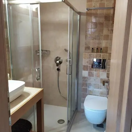 Arktos * Nydri (Lefkada)